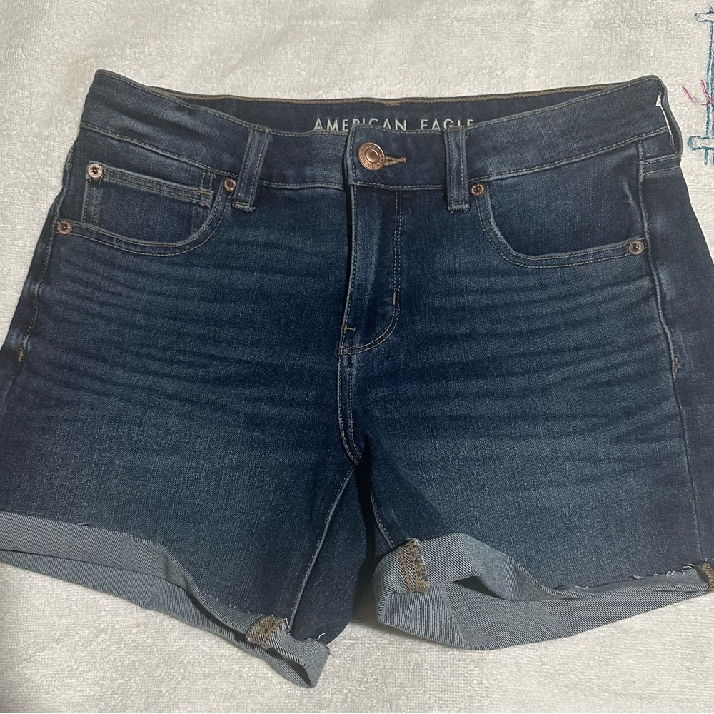 American Eagle Outfitters Women's Dark Blue Denim Shorts size 8